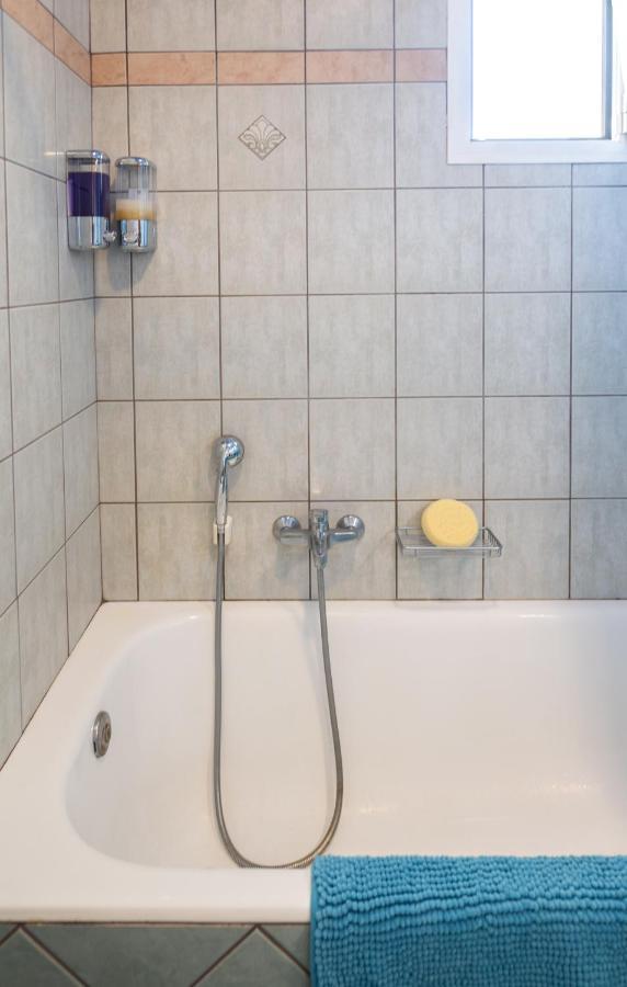 Apaggio Di Argostoli Apartments - Private Parking & Sea View Eksteriør billede