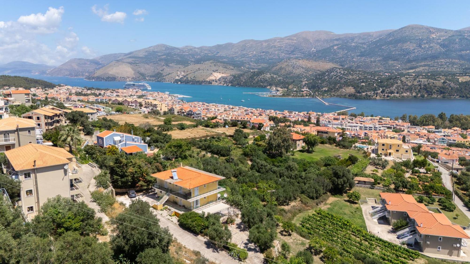 Apaggio Di Argostoli Apartments - Private Parking & Sea View Eksteriør billede