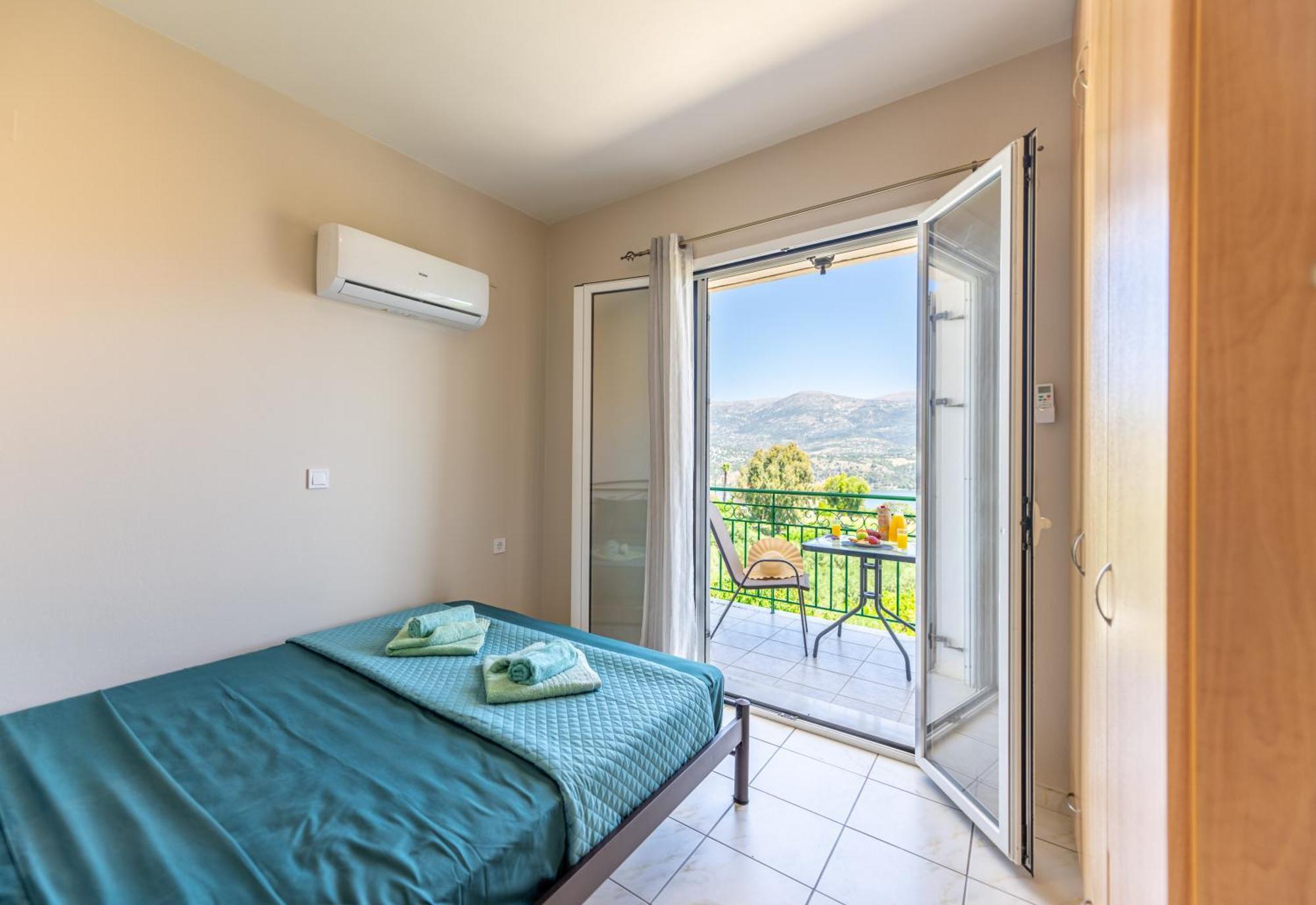 Apaggio Di Argostoli Apartments - Private Parking & Sea View Eksteriør billede
