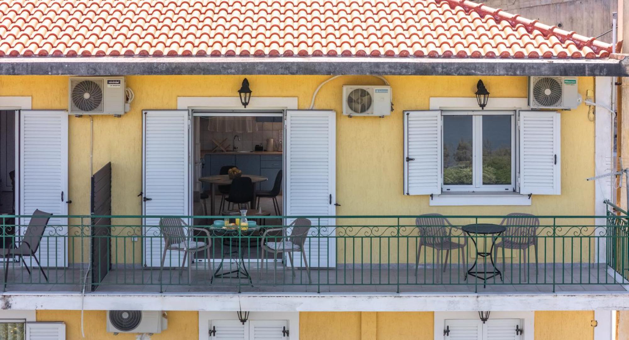 Apaggio Di Argostoli Apartments - Private Parking & Sea View Eksteriør billede